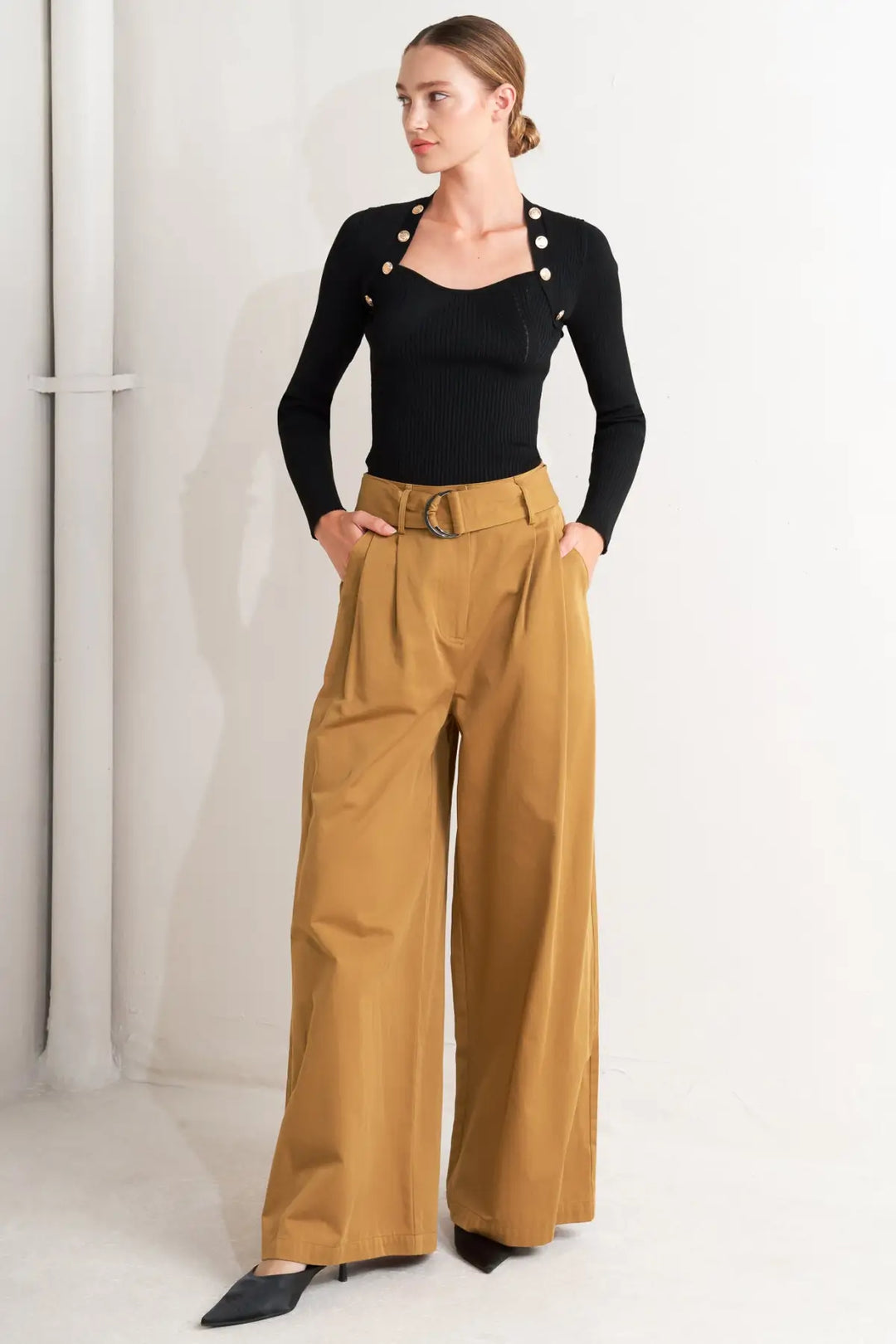 ELEGANCE UNVEILED WOVEN PANTS - PANTS