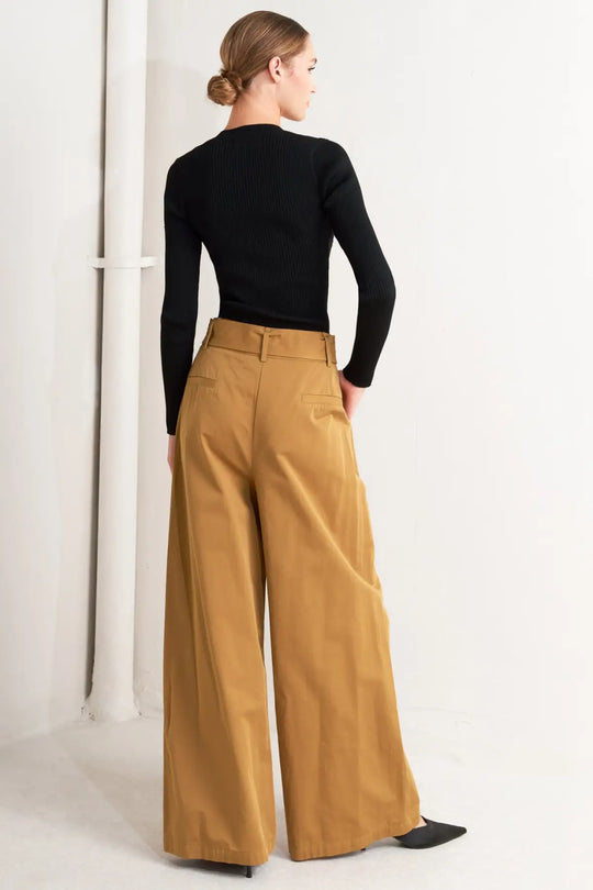 ELEGANCE UNVEILED WOVEN PANTS - PANTS