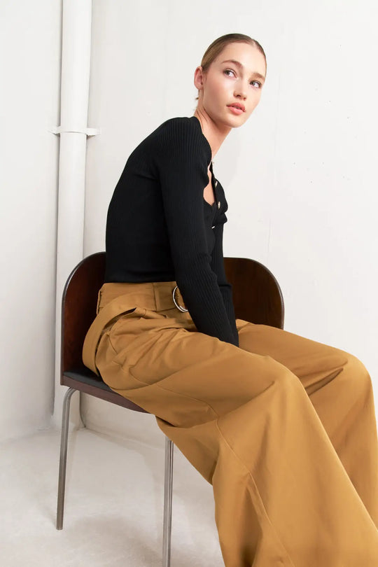 ELEGANCE UNVEILED WOVEN PANTS - PANTS