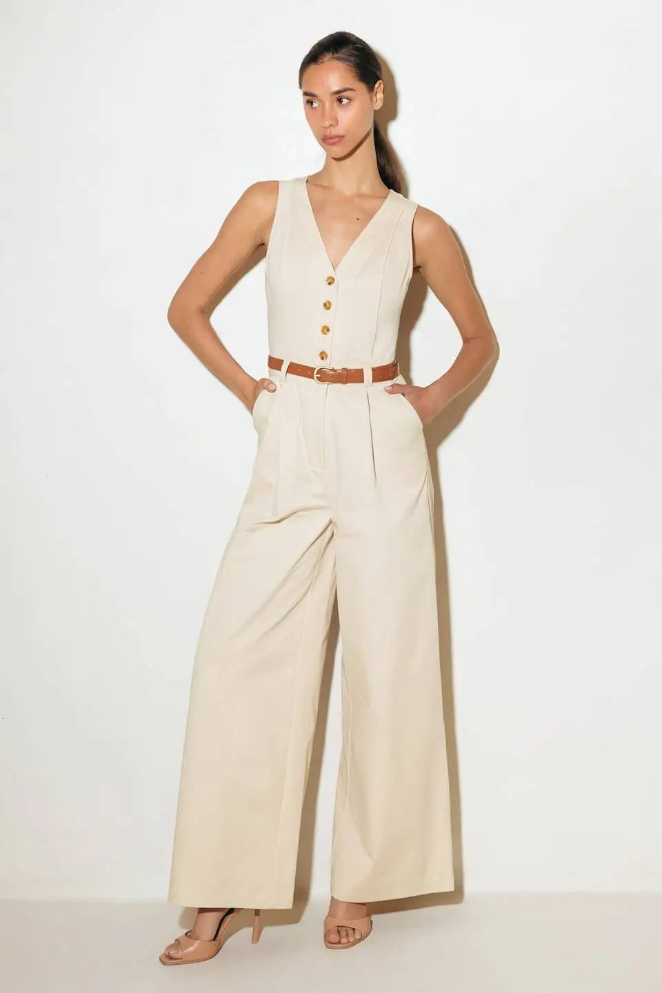 EVERYDAY ESSENTIAL WOVEN JUMPSUIT - JUMPSUIT