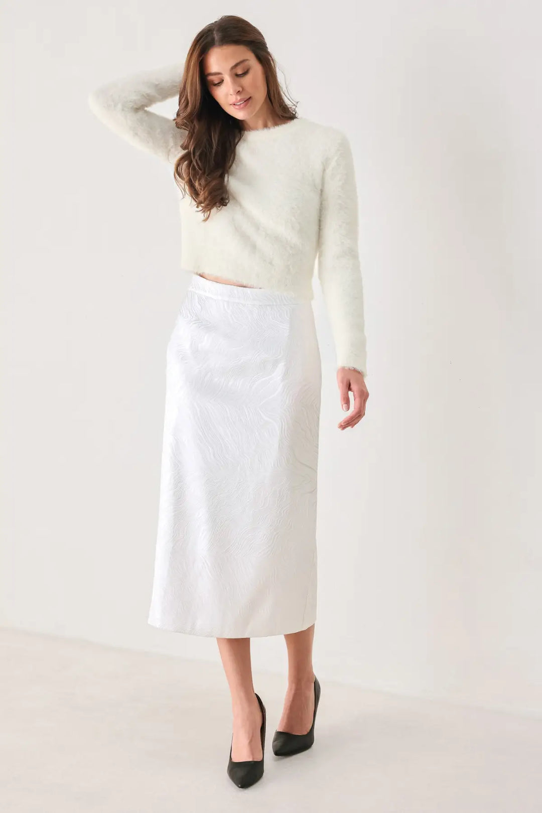 COLOR POP FUZZY SWEATER TOP