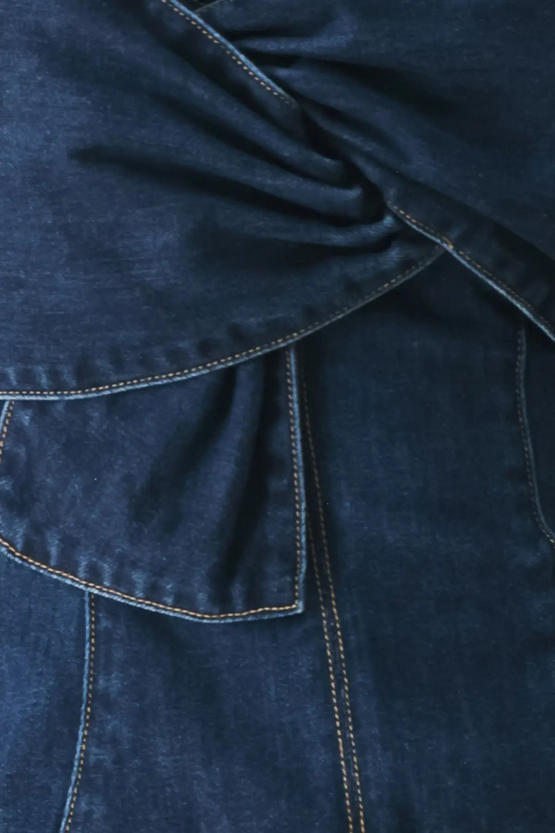 SWEET KISS DENIM TOP - TOPS