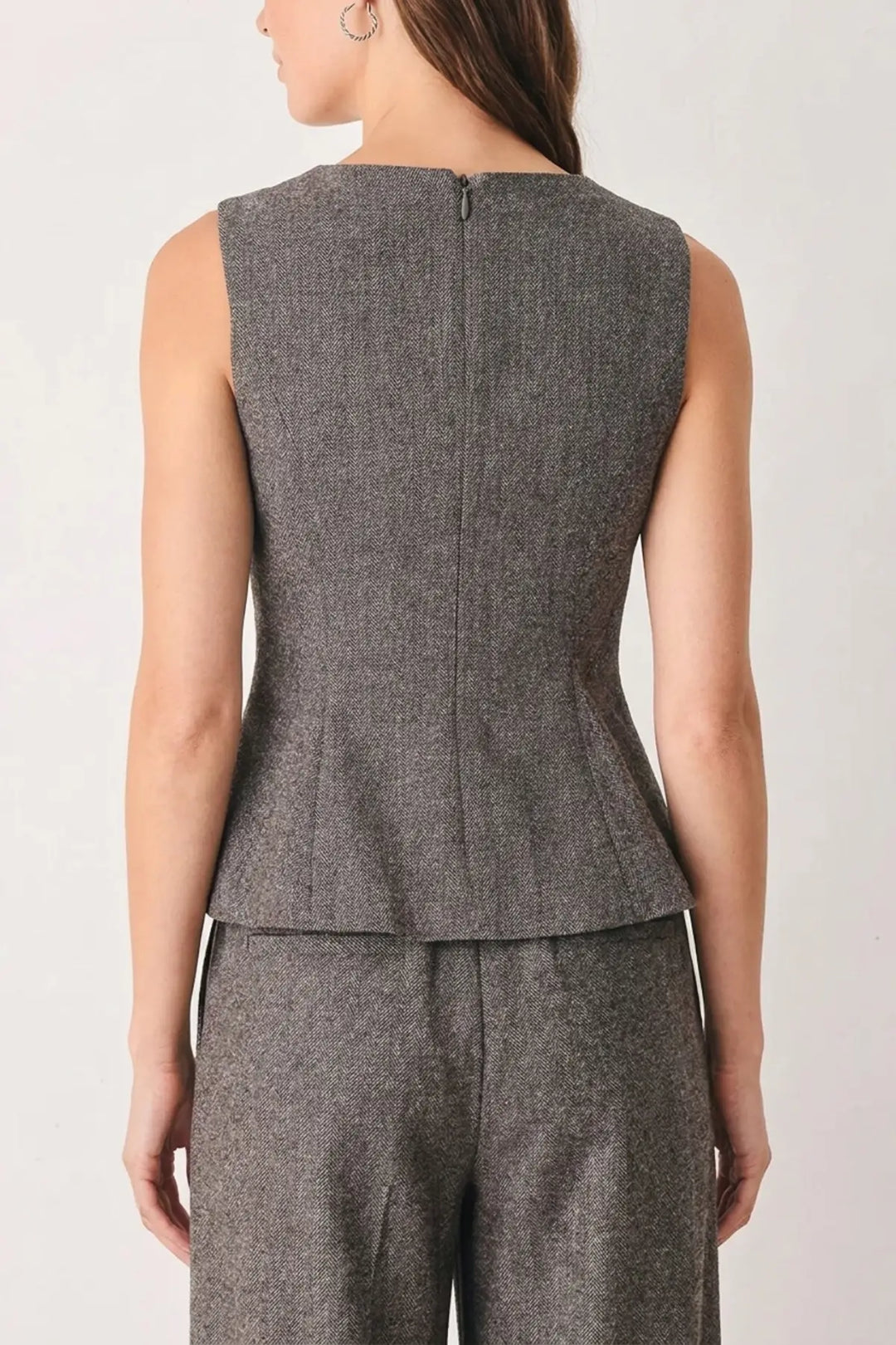 COCOA STRUCTURE BROWN V-NECK PEPLUM TOP