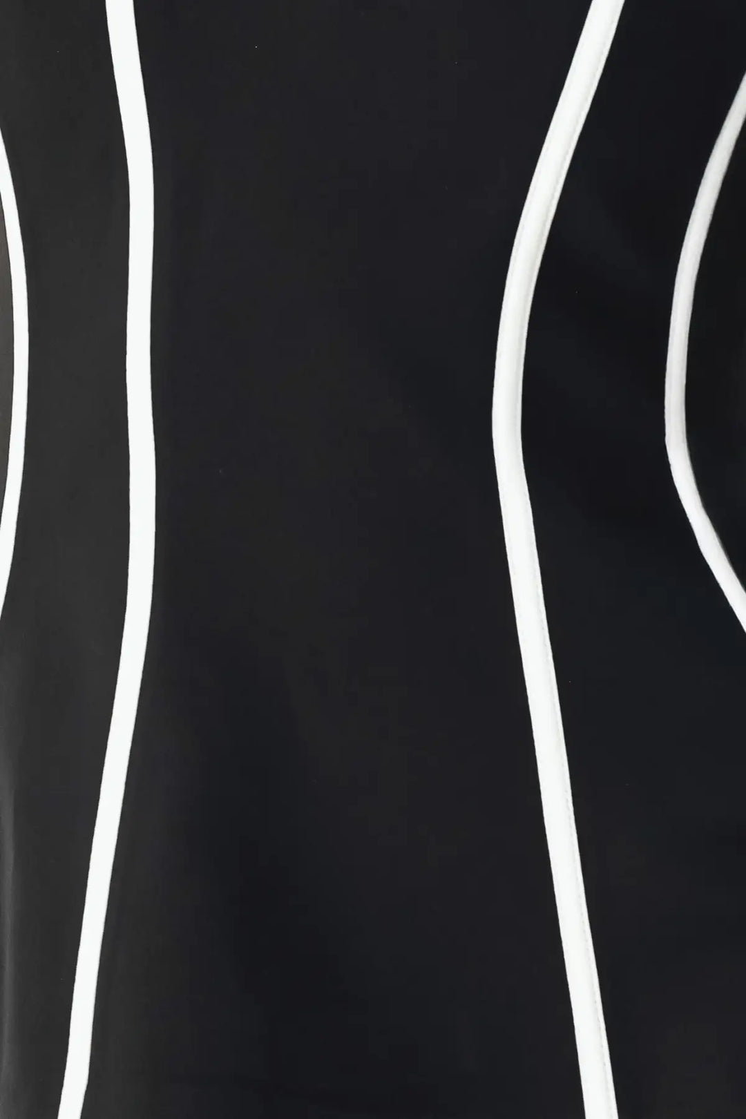 BLACK AND WHITE REIGN WOVEN TUBE TOP