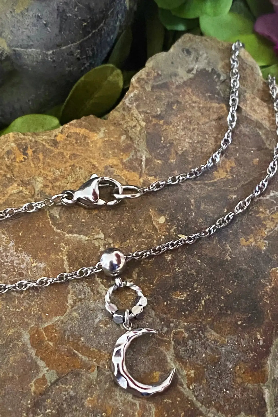 TINY MOON NECKLACE