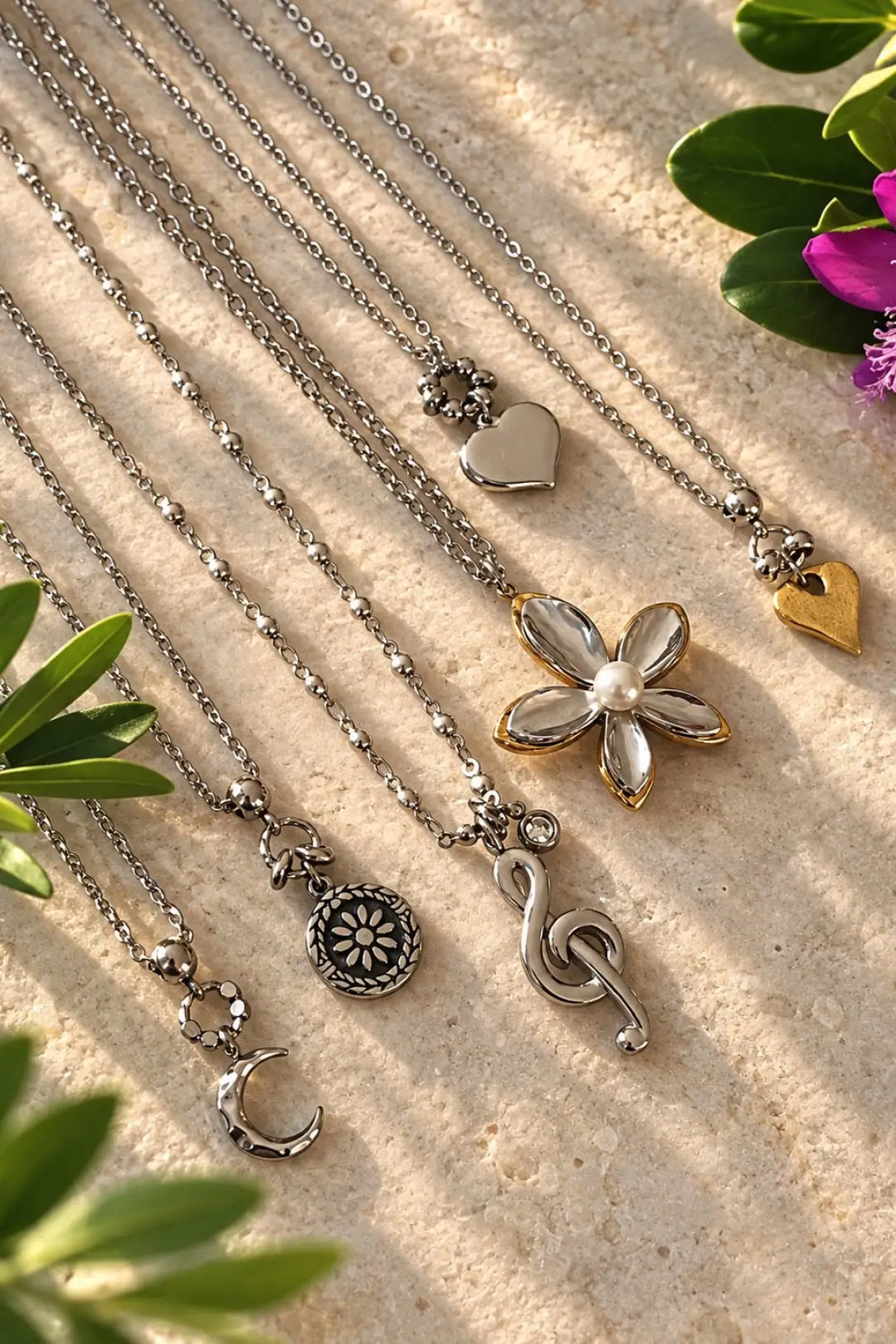 TINY MOON NECKLACE
