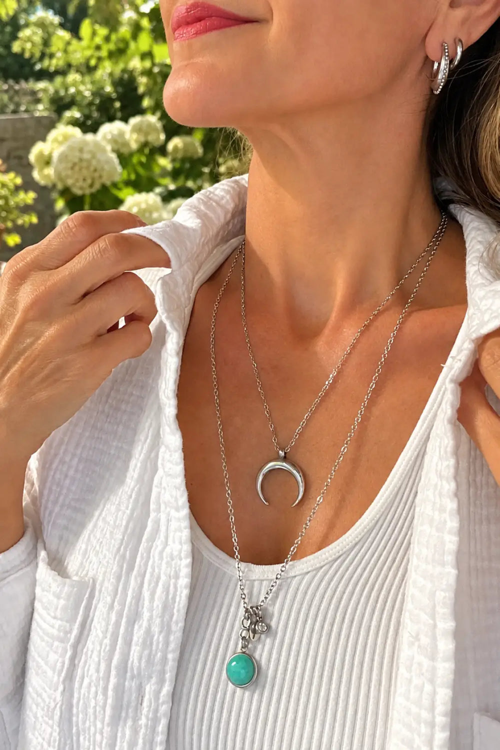 CRESCENT MOON NECKLACE