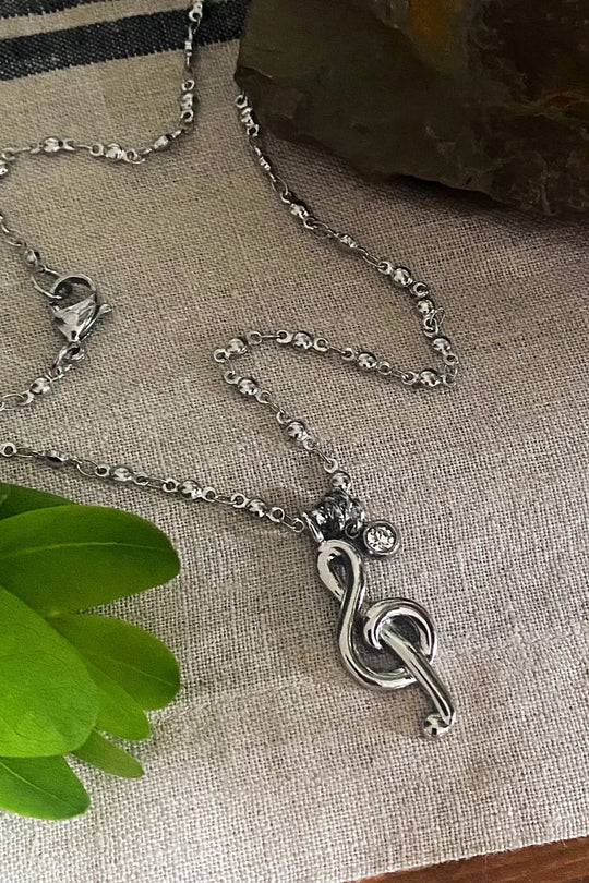 MUSICAL NOTE NECKLACE