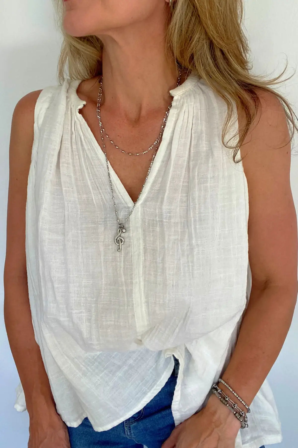 MUSICAL NOTE NECKLACE
