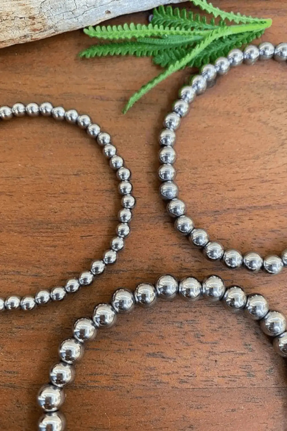 CLASSIC BEADED BRACELET