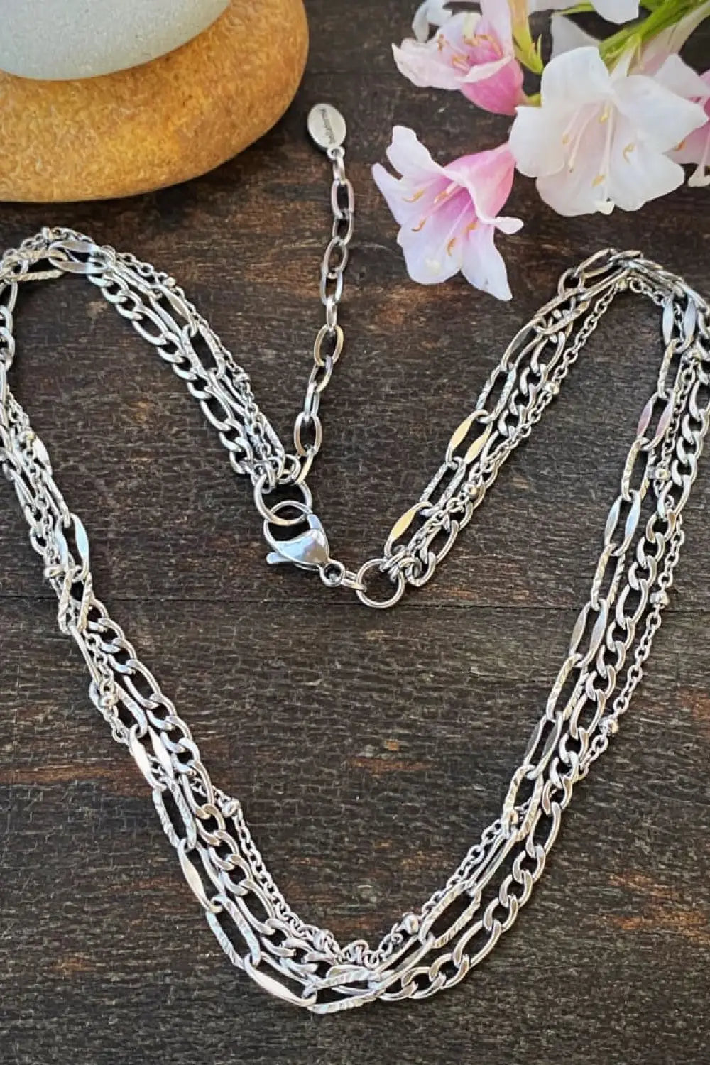 MULTI CHAIN NECKLACE