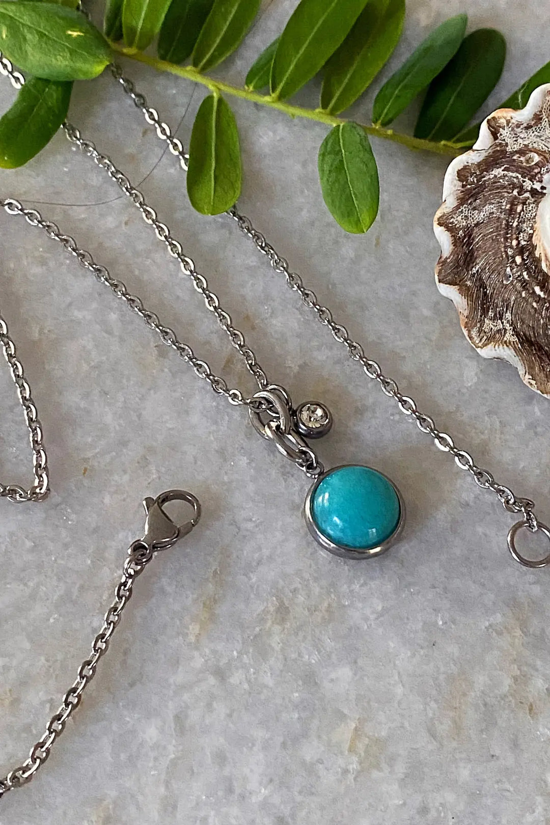 STONE CHARM NECKLACE