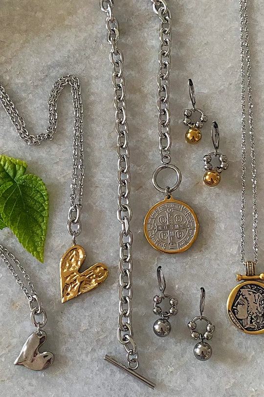 REBEL HEART NECKLACE