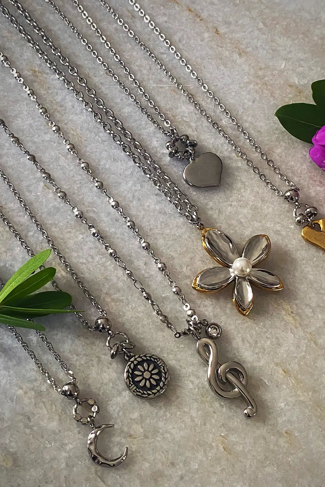 TINY MOON NECKLACE