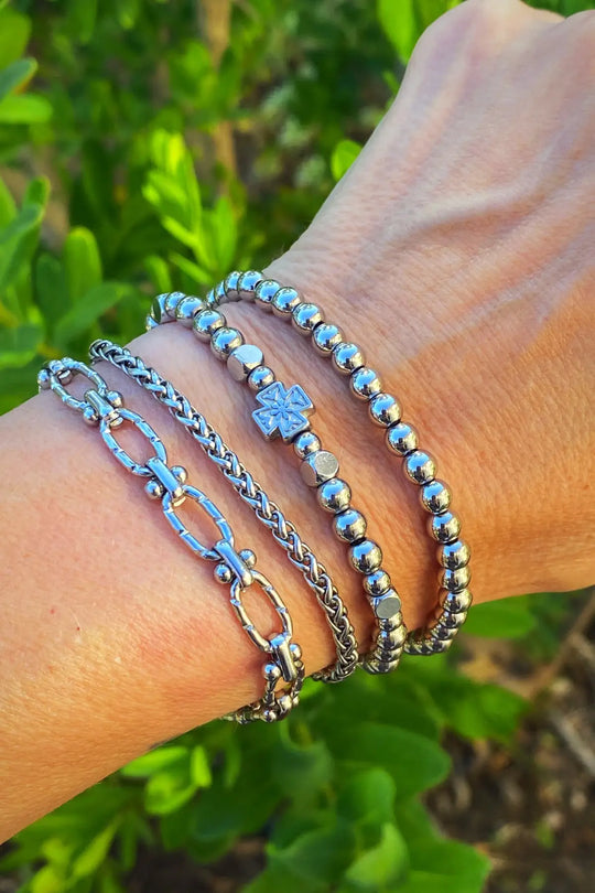 CLASSIC BEADED BRACELET