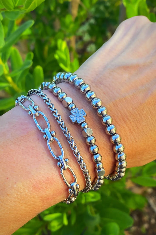 CLASSIC BEADED BRACELET