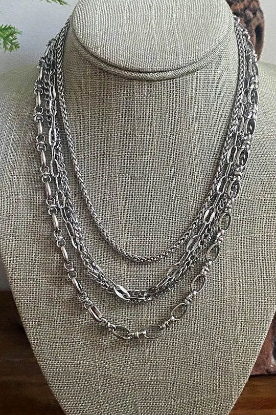 MULTI CHAIN NECKLACE