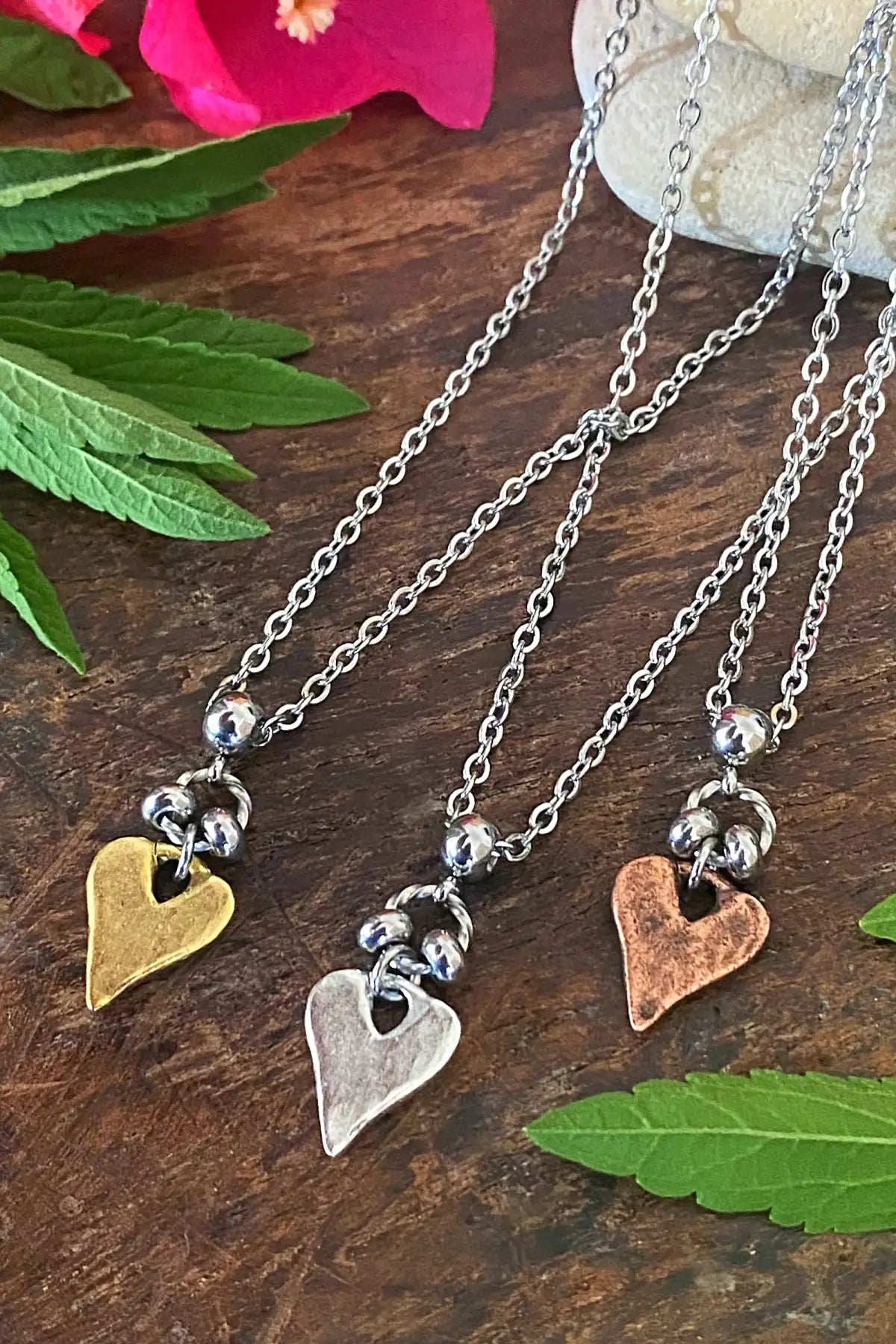 RUSTIC HEART NECKLACE