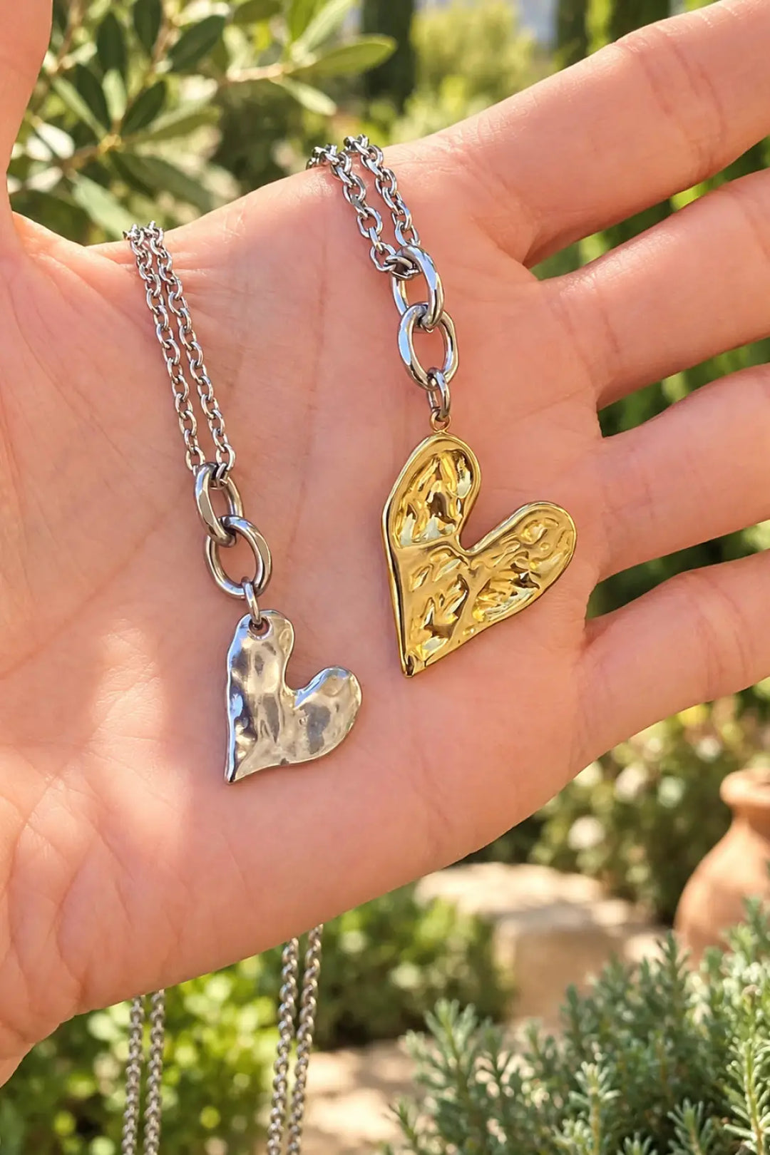 REBEL HEART NECKLACE
