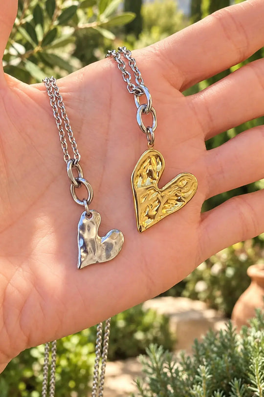REBEL HEART NECKLACE