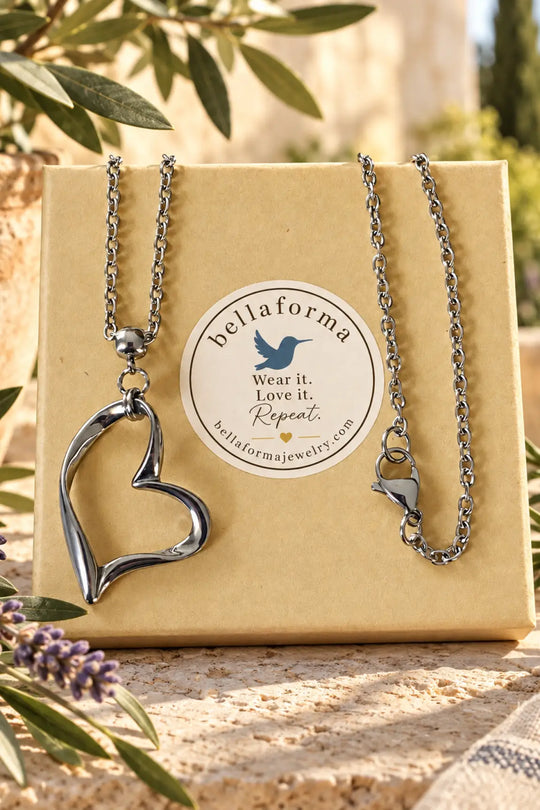 WHIMSICAL HEART NECKLACE
