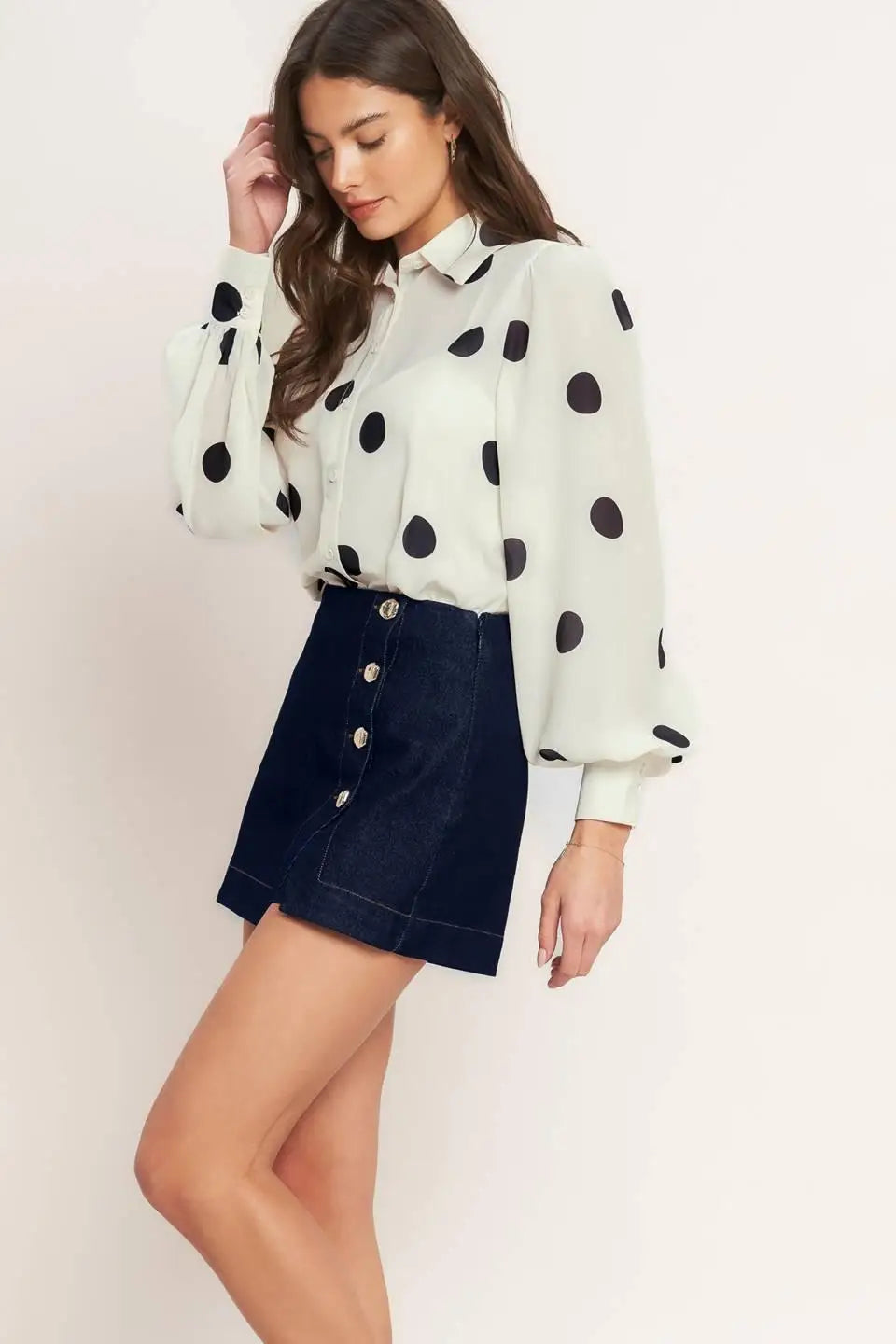 MODERN FEMININE DENIM SKORT - SHORTS