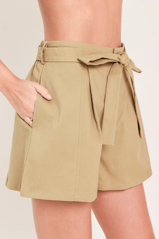 BEIGE MORNING FLUTTER WOVEN SHORTS - SHORTS