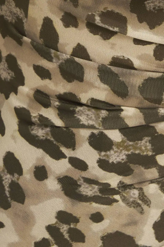 LUXE TRACE TAUPE BLACK WOVEN TOP - TOPS