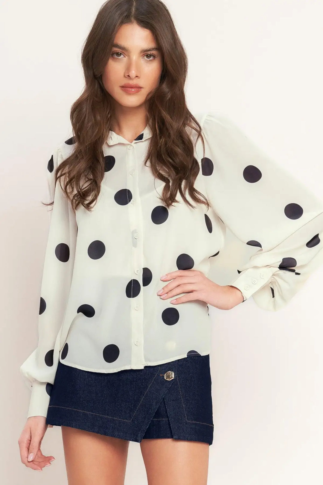PLAYFUL CONFIDENCE WOVEN TOP - TOPS