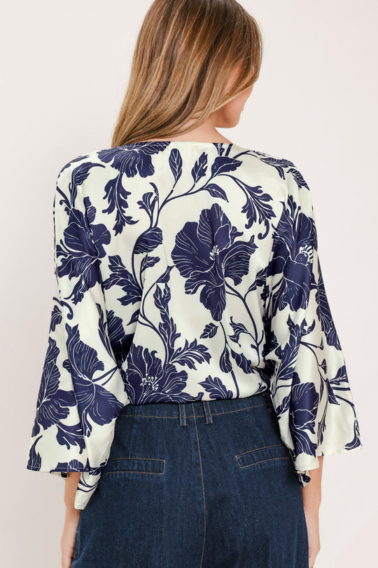 WHITE MAGNOLIA CURRENT WOVEN TOP