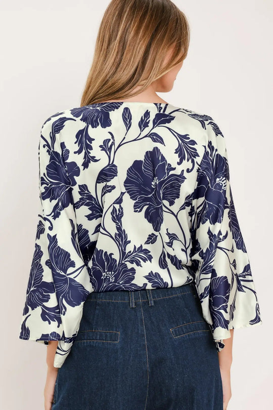 WHITE MAGNOLIA CURRENT WOVEN TOP - TOPS