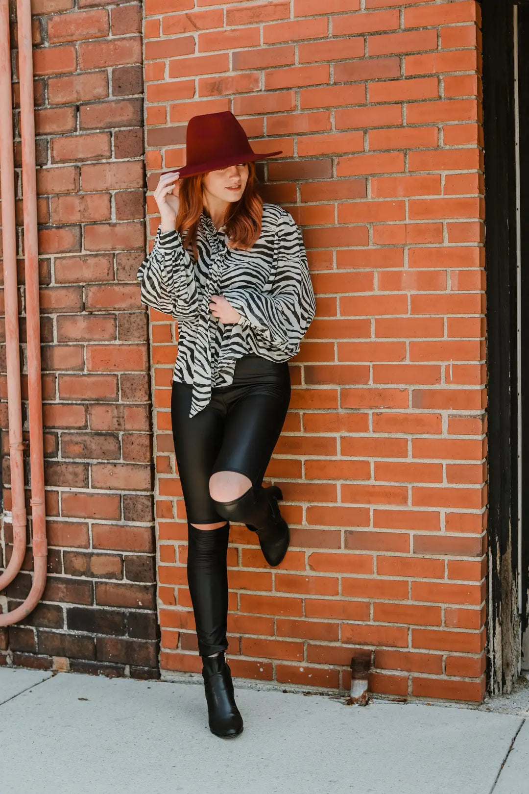 Faux Leather Knee Slit Leggings - Bottoms