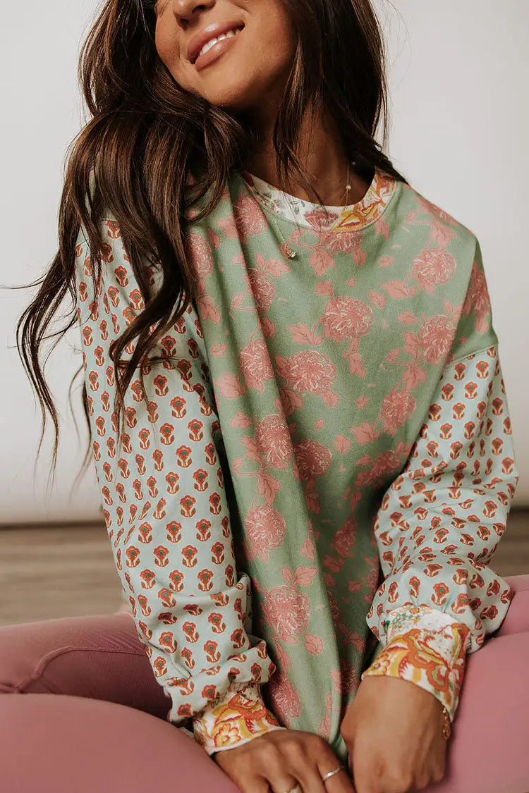 University Pullover - Mixed Feelings - Tops