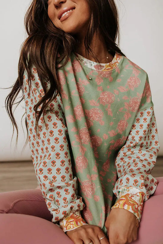 University Pullover - Mixed Feelings - Tops