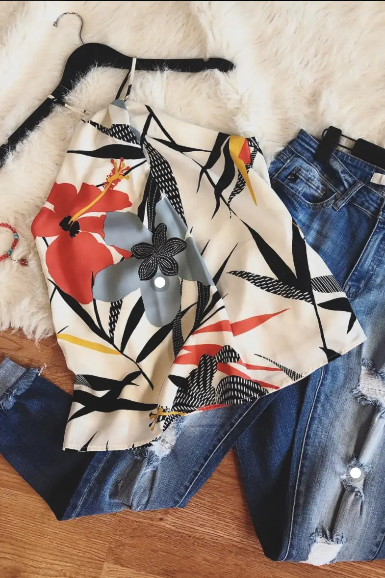 Petunia Twist Halter Top - Tops