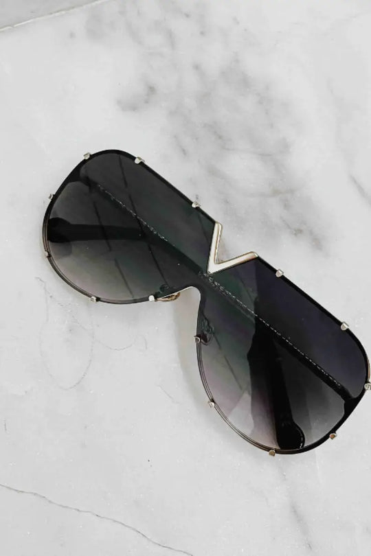 Jersey Sunglasses *In Black and Brown - Sunglasses