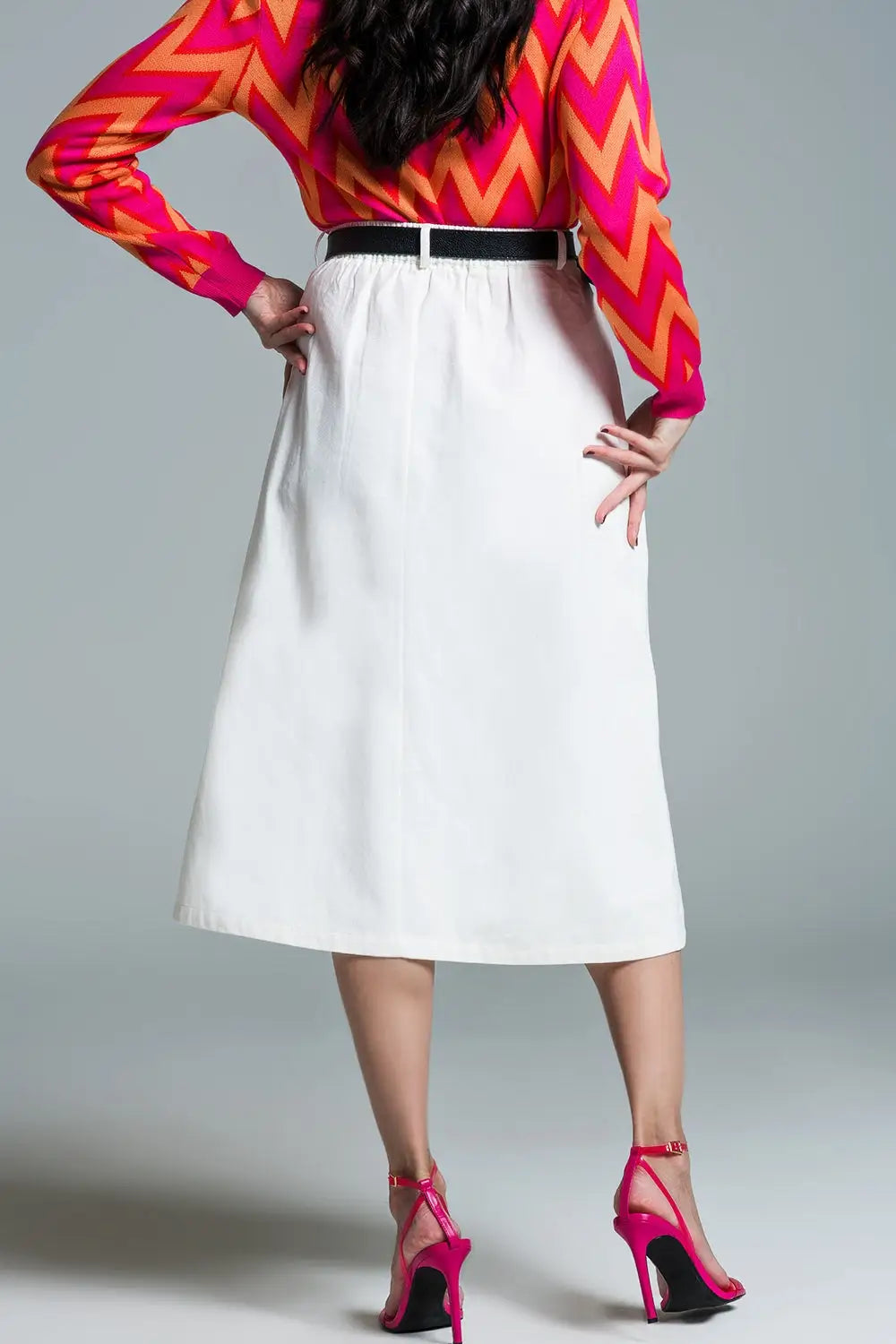 A line Midi White Skirt With Pockets in White - Skirts