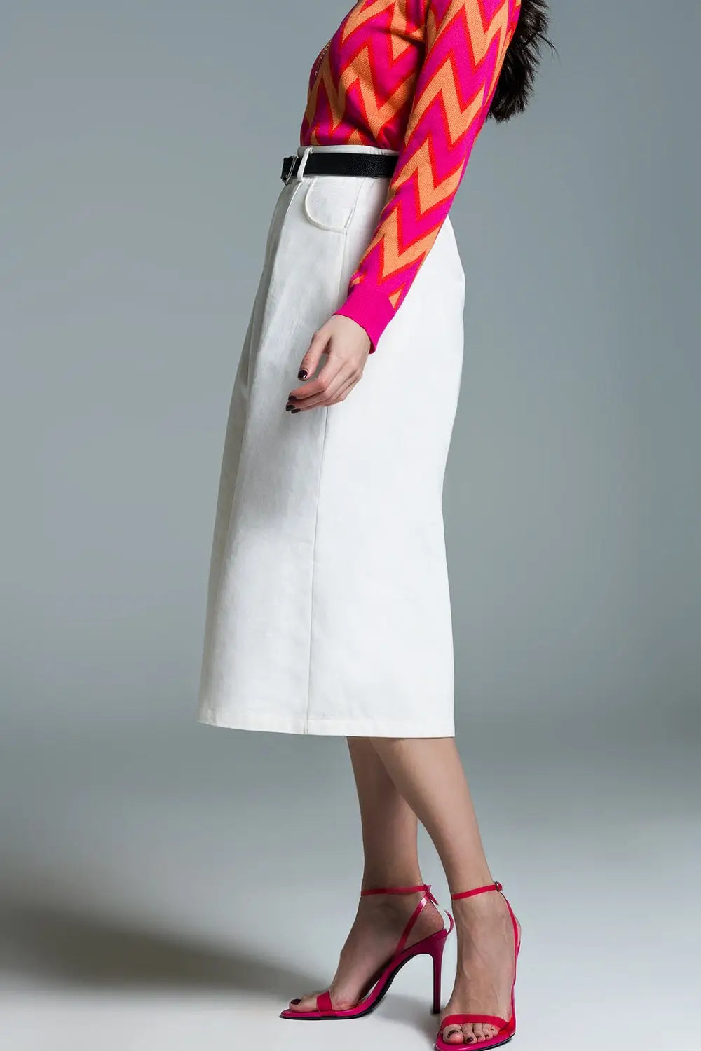 A line Midi White Skirt With Pockets in White - Skirts