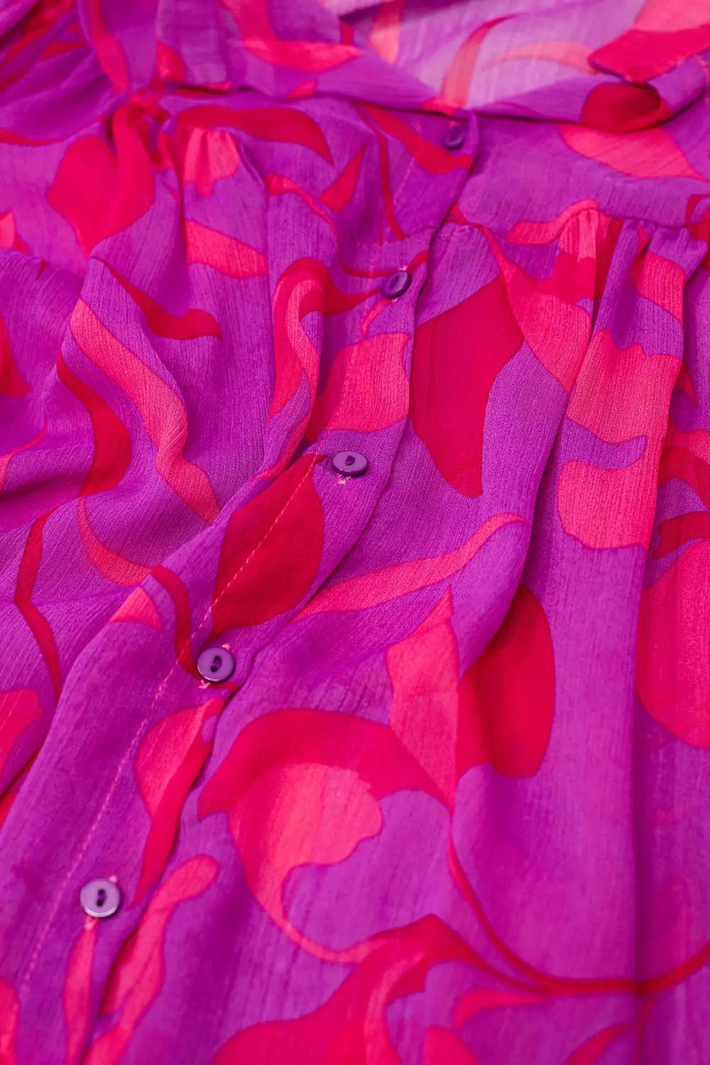 Abstract Shirt with Short Sleeves in Pink and Red - Shirts