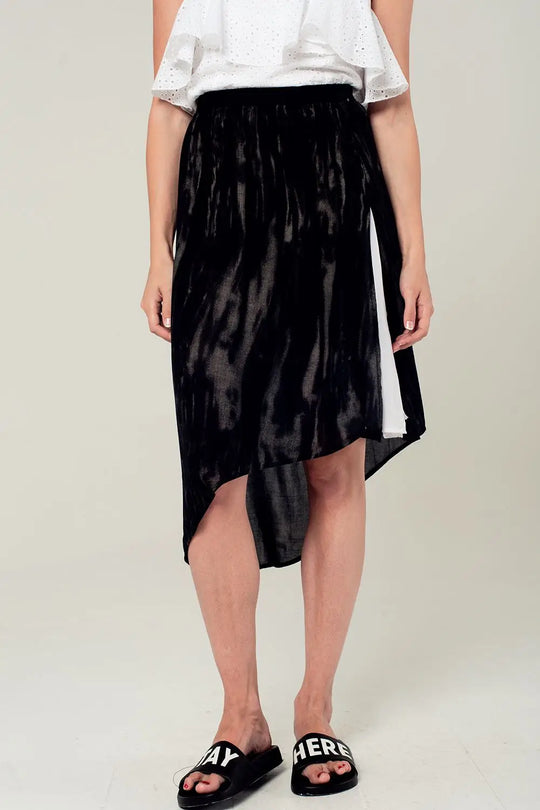 Asymmetric hem skirt in black and gray print - Skirts