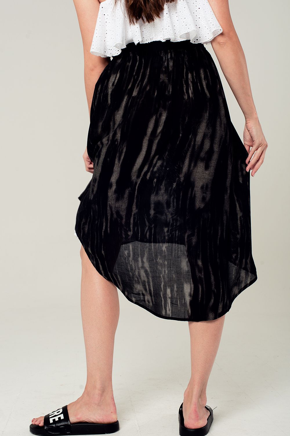 Asymmetric hem skirt in black and gray print