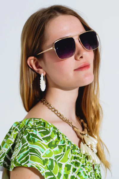 Aviator Vintage Sunglasses With Golden Rim - One Size / Black