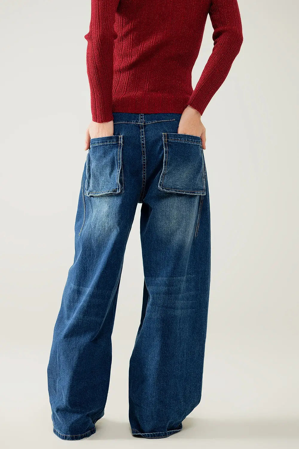 baggy balloon jeans in mid wash - Jeans
