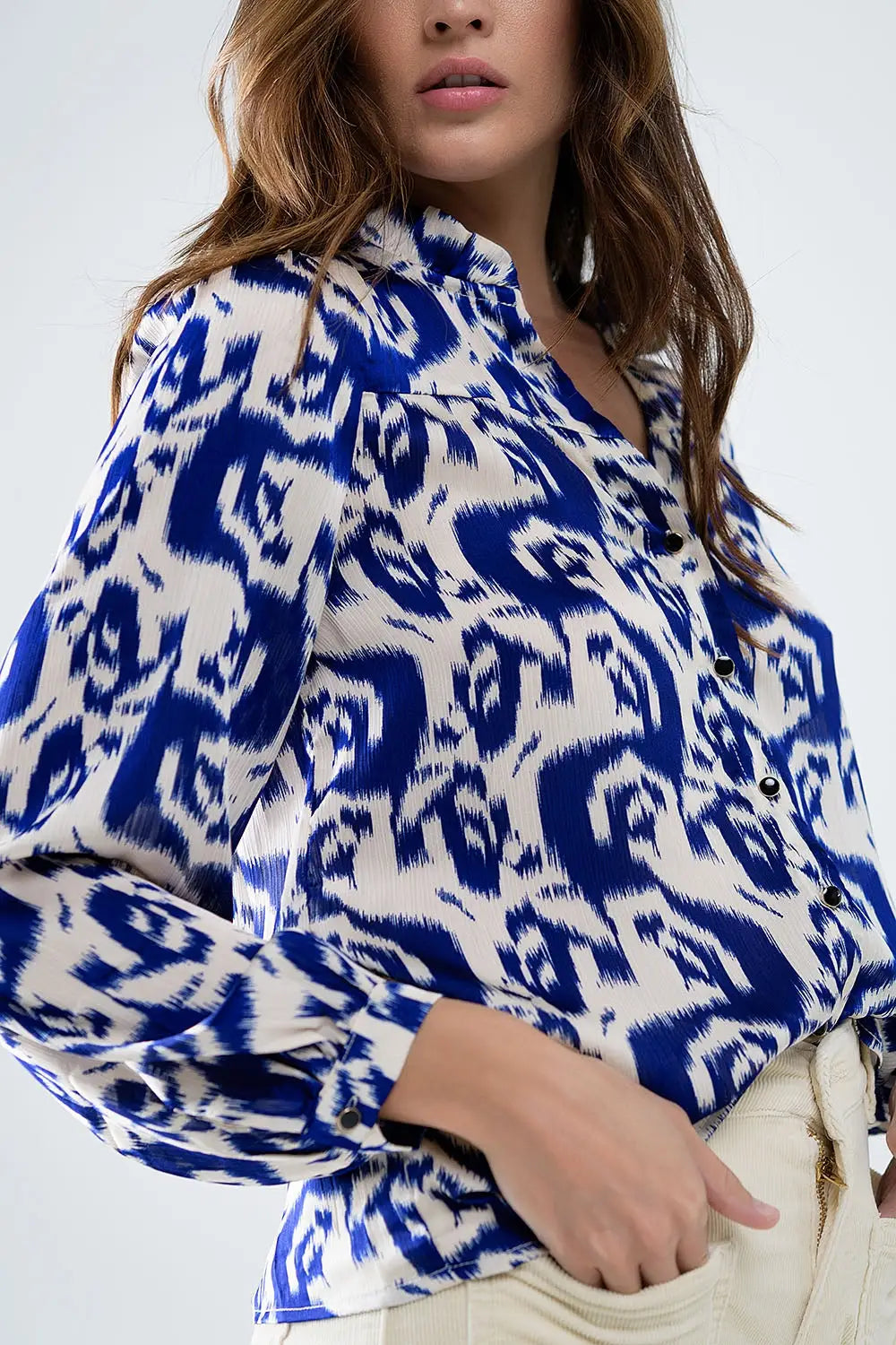Balloon Sleeve Abstract Print Blouse in Navy and White - Shirts