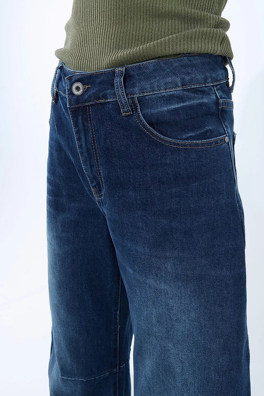 Barrel jeans with balloon-style knee seam detail - Jeans