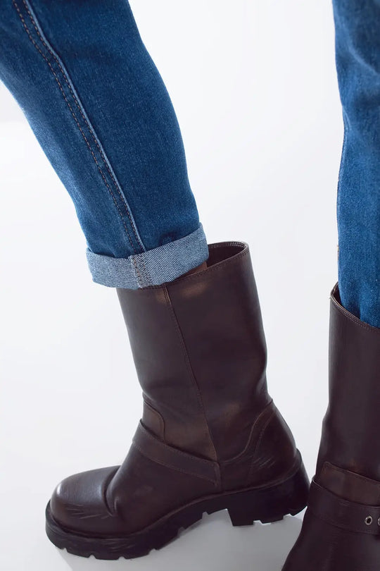 Basic Straigh Jeans With Side Pockets in Mid Wash - Jeans