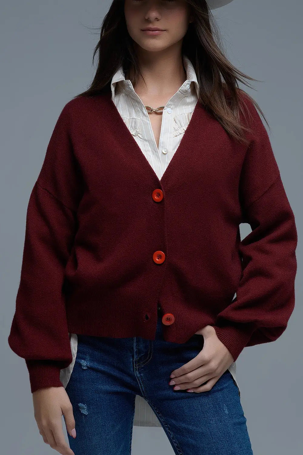 Q2 Basic V-neck Cardigan With Long Sleeve in burgundy
