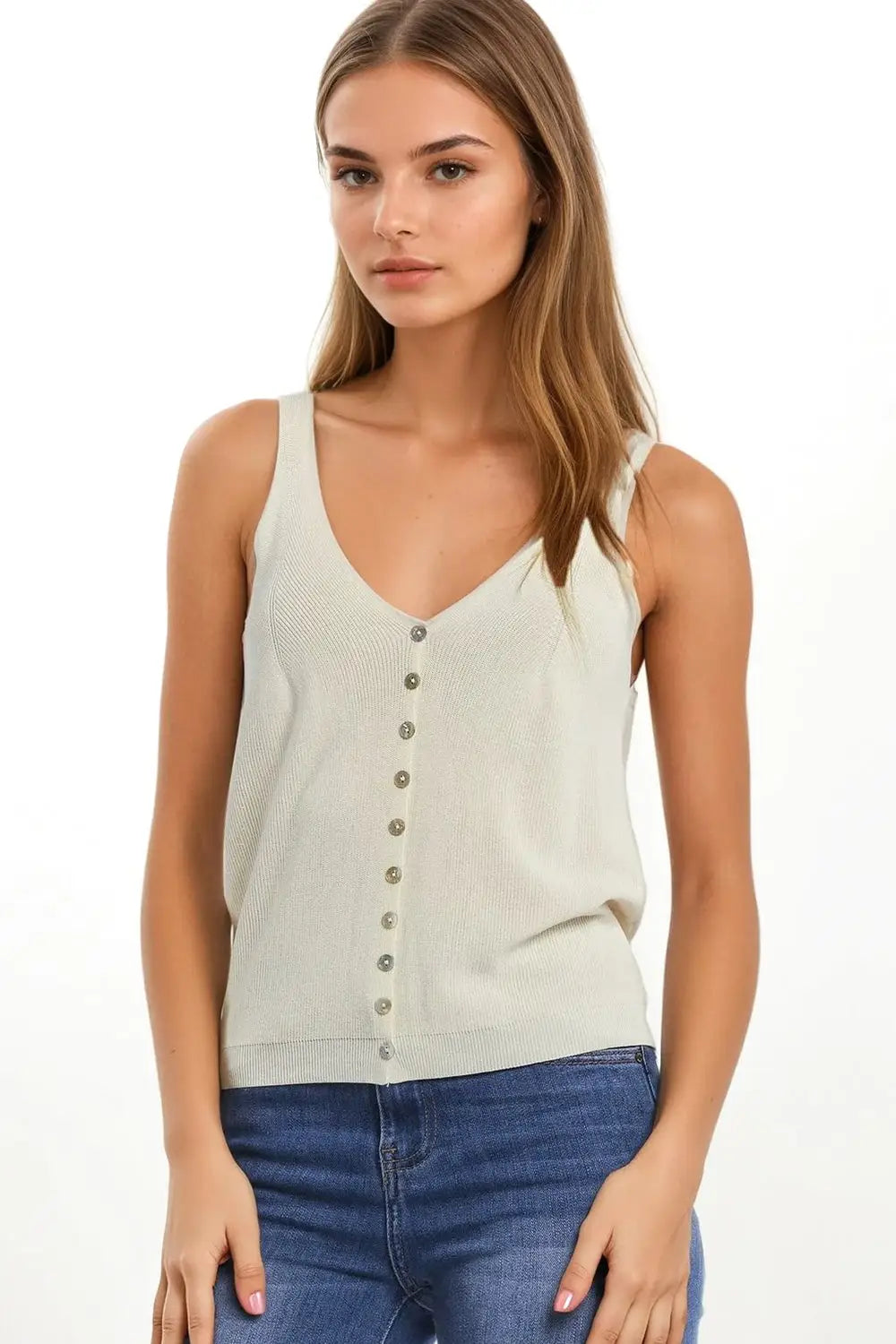 Q2 beige Knit Buttoned Crop Top