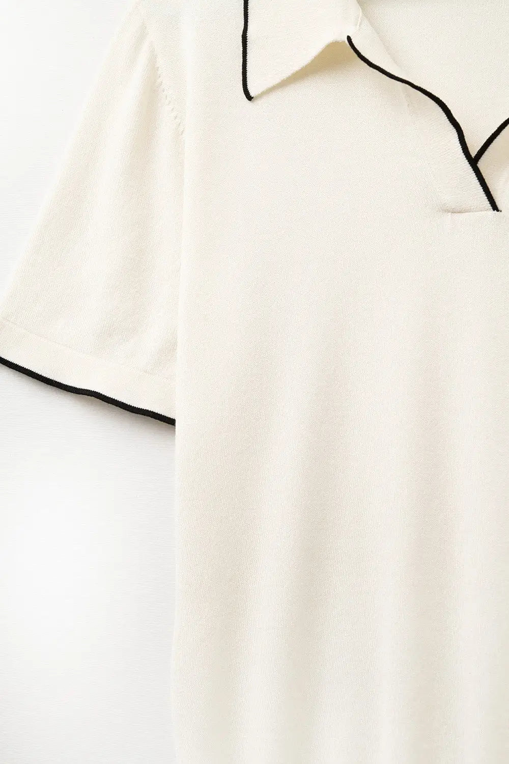 Beige knit polo shirt with contrasting detail - One Size / Beige - Sweaters