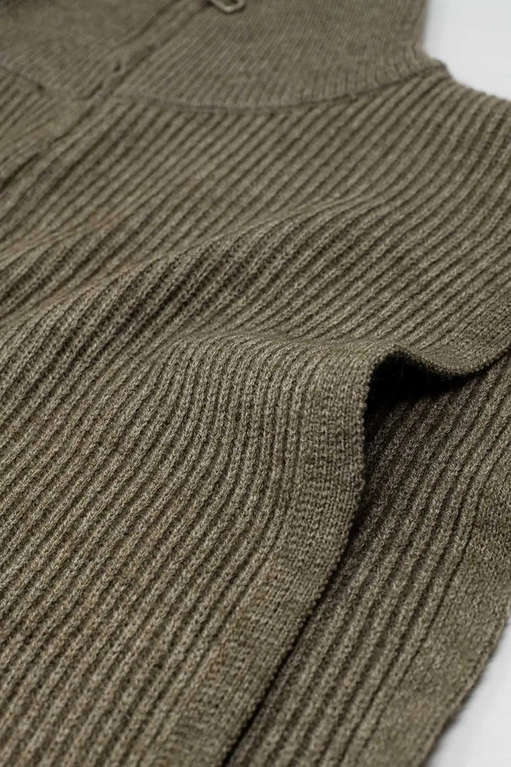 Beige sleeveless turtleneck sweater with zipper closure - One Size / Beige - Sweaters